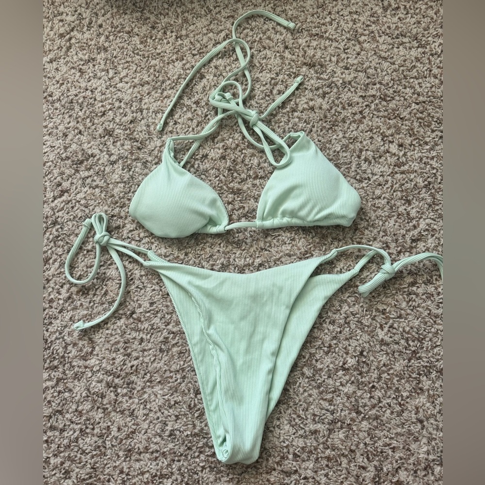 Bikini traingle with thong bottom